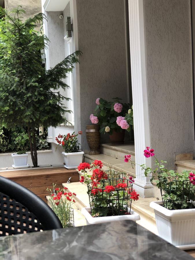 Hotel Palma Tirana Kültér fotó