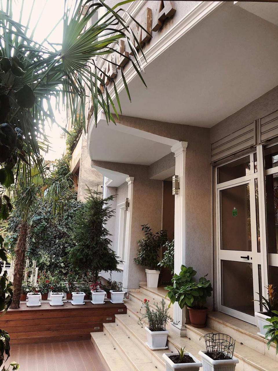 Hotel Palma Tirana Kültér fotó